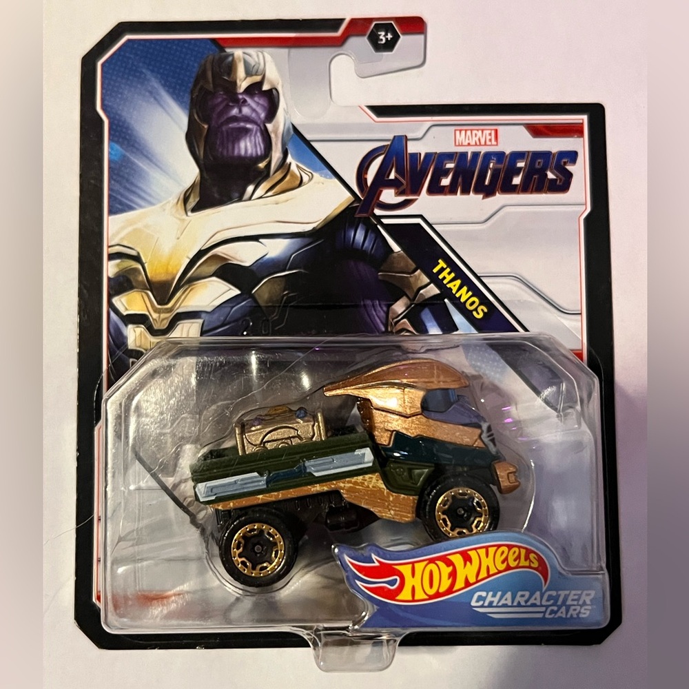Hot Wheels Thanos Avengers 1/64 Scale Character Car Marvel Comics